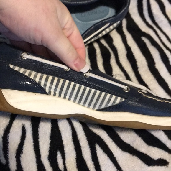 Sperrys - Picture 3 of 4